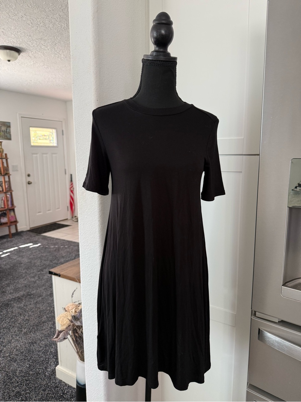 BCBGeneration Black Short-Sleeve Swing Dress
